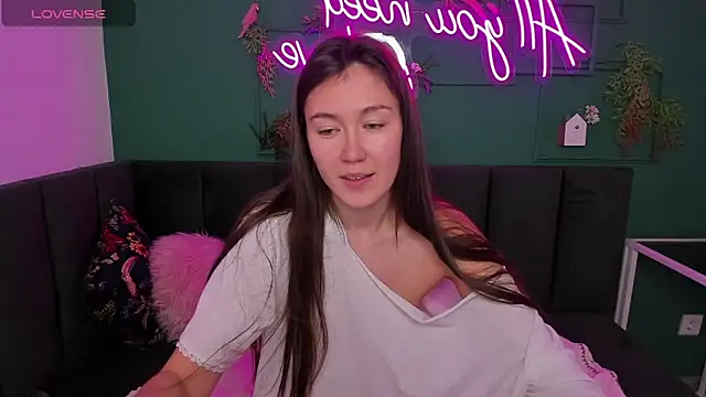 Tina Porter online show from 11/14/25, 02:15