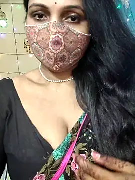Hotty Sonali online show from 10/13/25, 11:38
