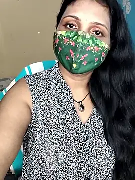 Hotty Sonali online show from 12/18/25, 05:50