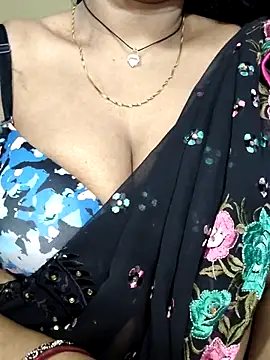 Hotty Sonali online show from 09/19/25, 06:01