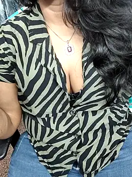 Hotty Sonali online show from 04/07/26, 05:04