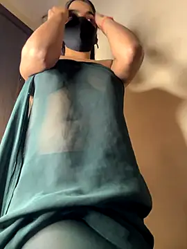 Cute-Sakhi online show from 10/22/25, 03:33