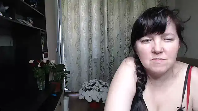 Snapshot of Illusionq chatting on 05/07/26, 10:40 Illusionq online show from 05/07/26, 10:40
