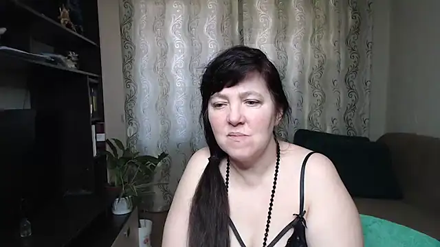 Snapshot of Illusionq chatting on 04/16/26, 10:27 Illusionq online show from 04/16/26, 10:27