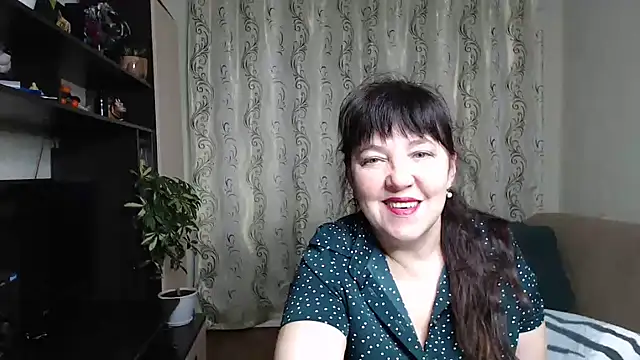 Snapshot of Illusionq chatting on 10/20/25, 05:09 Illusionq online show from 10/20/25, 05:09