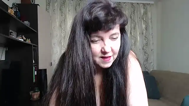 Snapshot of Illusionq chatting on 09/15/25, 10:05 Illusionq online show from 09/15/25, 10:05