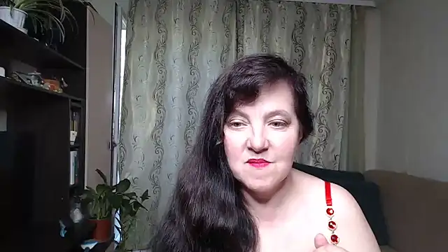 Snapshot of Illusionq chatting on 07/05/26, 10:22 Illusionq online show from 07/05/26, 10:22