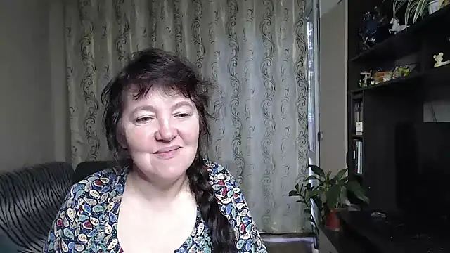 Snapshot of Illusionq chatting on 07/13/26, 05:29 Illusionq online show from 07/13/26, 05:29