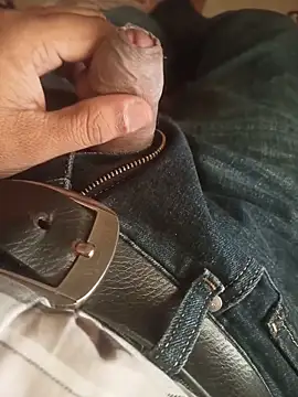 silvaa89 online show from 10/16/25, 09:39