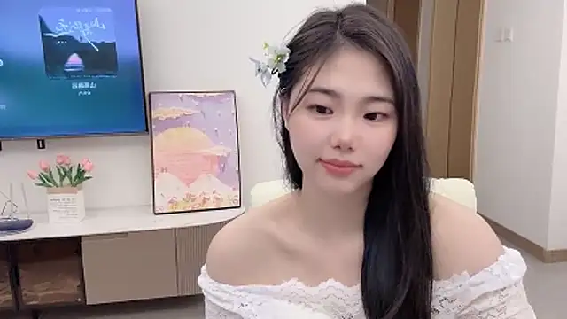 suki-1 online show from 10/24/25, 08:24