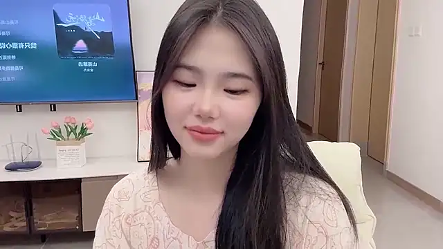 suki-1 online show from 10/22/25, 08:58