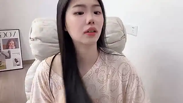 suki-1 online show from 05/30/26, 09:04