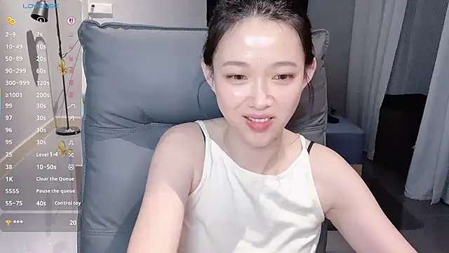 Snapshot of NiNi-baby520 chatting on 10/02/25, 03:37 NiNi-baby520 online show from 10/02/25, 03:37