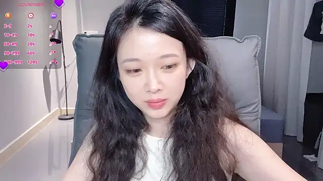 Snapshot of NiNi-baby520 chatting on 09/11/25, 08:25 NiNi-baby520 online show from 09/11/25, 08:25