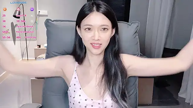 NiNi-baby520 online show from 11/02/25, 07:35