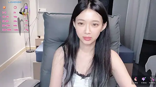 NiNi-baby520 online show from 11/12/25, 07:45