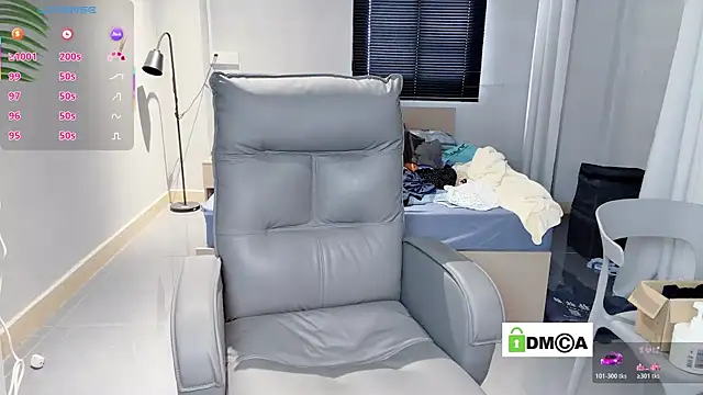 NiNi-baby520 online show from 12/16/25, 07:12