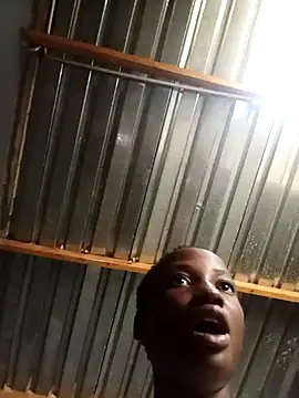 melaninbaebyy online show from 04/19/26, 08:48