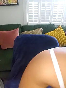 LonelyLucinda online show from 11/09/25, 09:24