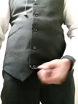 PROMYLOVE online show from 12/15/25, 03:01