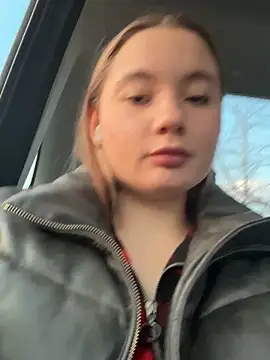 StephanieMur online show from 11/20/25, 03:07