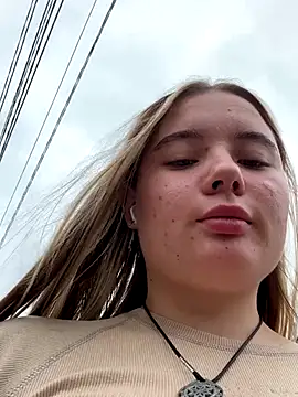 Snapshot of StephanieMur chatting on 09/22/25, 03:56 StephanieMur online show from 09/22/25, 03:56