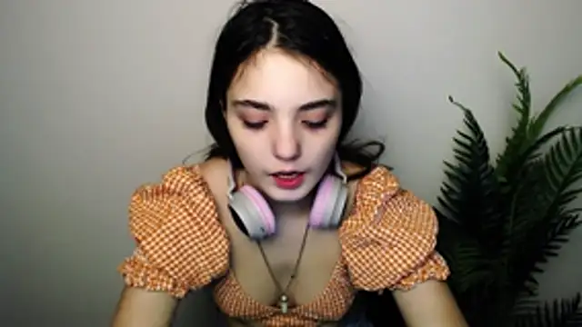 Sun Shine   online show from 11/30/25, 11:16