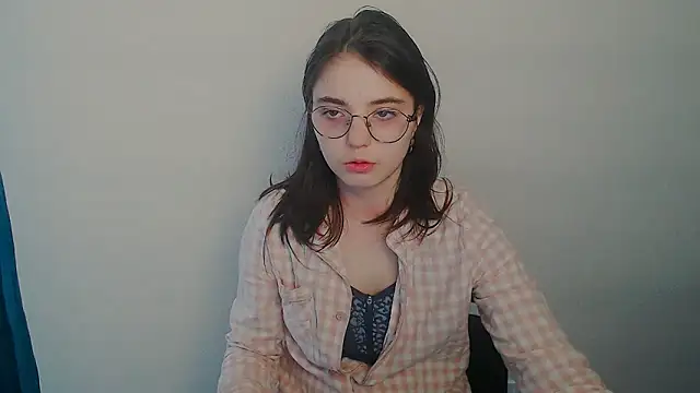 Sun Shine   online show from 04/19/26, 12:39