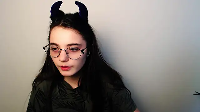 Sun Shine   online show from 12/03/25, 07:19