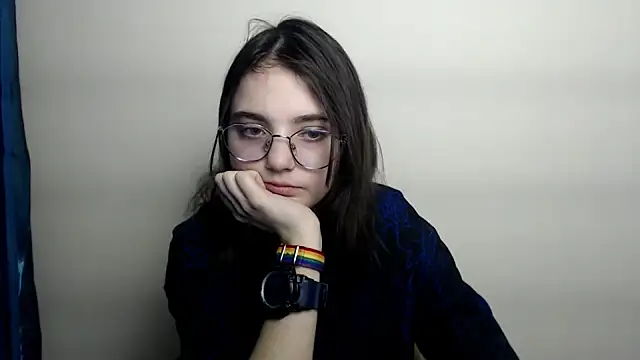 Snapshot of Sun_Shine__ chatting on 02/12/26, 09:25 Sun Shine online show from 02/12/26, 09:25