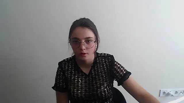 Sun Shine   online show from 07/12/26, 03:24