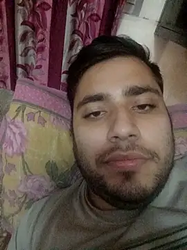 Desirock001 online show from 10/31/25, 03:52