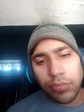 Desirock001 online show from 02/06/26, 02:51