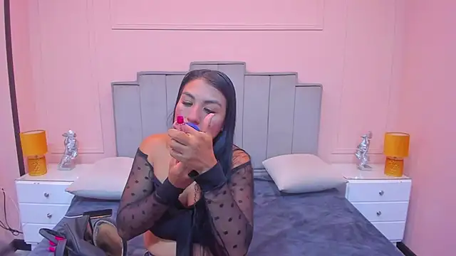 gabriela lux online show from 09/27/25, 12:11
