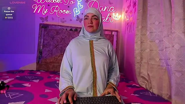 Dana-Alabi online show from 03/19/26, 01:22