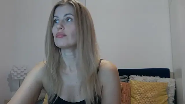 Snapshot of Lika_Soul chatting on 04/25/26, 03:53 Lika Soul online show from 04/25/26, 03:53