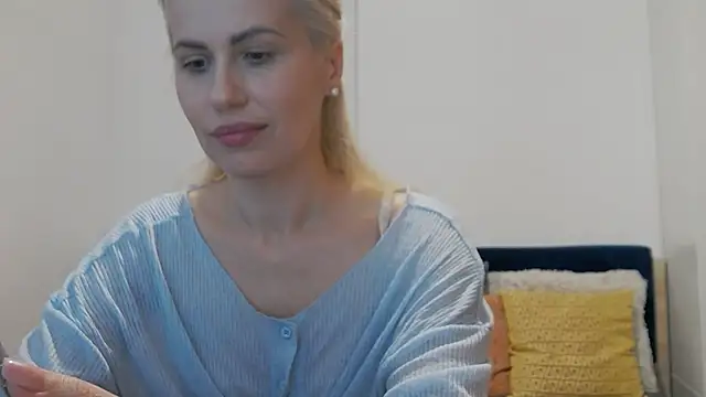 Lika Soul online show from 11/18/25, 04:43