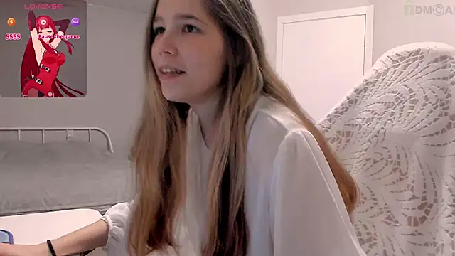 ValerieBubbles online show from 11/12/25, 07:51