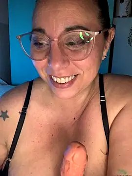 LupeLok online show from 09/19/25, 05:00