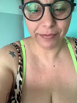 LupeLok online show from 11/06/25, 05:17