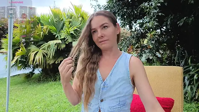 Angiehuston1 online show from 04/16/26, 03:35