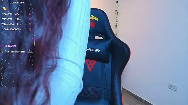 ViolethRosse online show from 11/12/25, 07:51