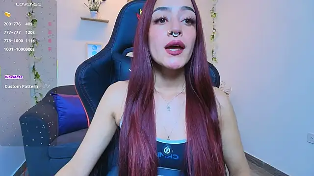 ViolethRosse online show from 12/18/25, 08:12