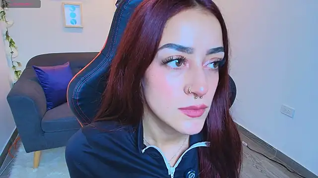 ViolethRosse online show from 11/21/25, 08:19