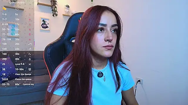 ViolethRosse online show from 10/18/25, 05:37