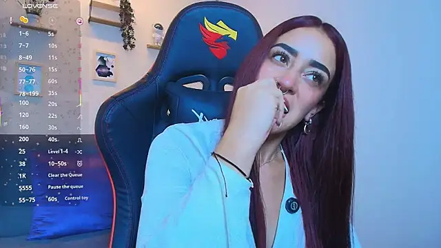 ViolethRosse online show from 10/23/25, 08:07