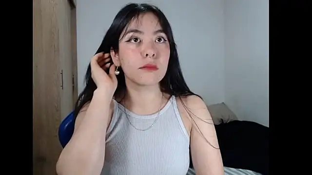 EloiseJun online show from 03/25/26, 04:45