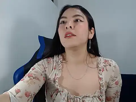 EloiseJun online show from 02/02/26, 06:12