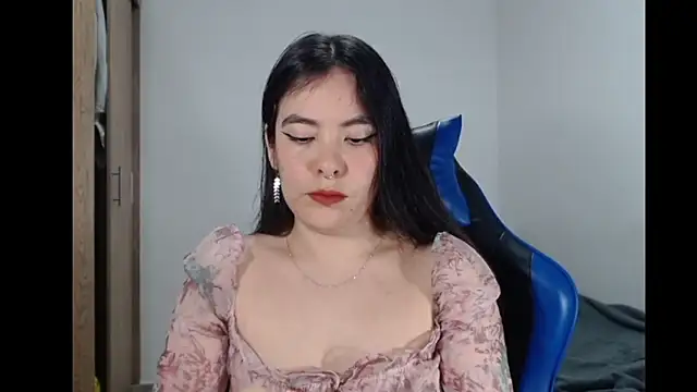 EloiseJun online show from 02/14/26, 04:45