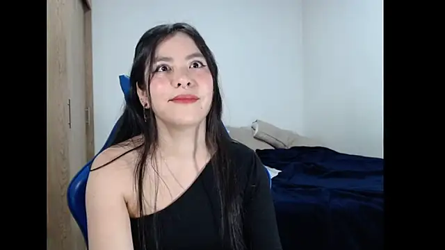 EloiseJun online show from 03/26/26, 01:04